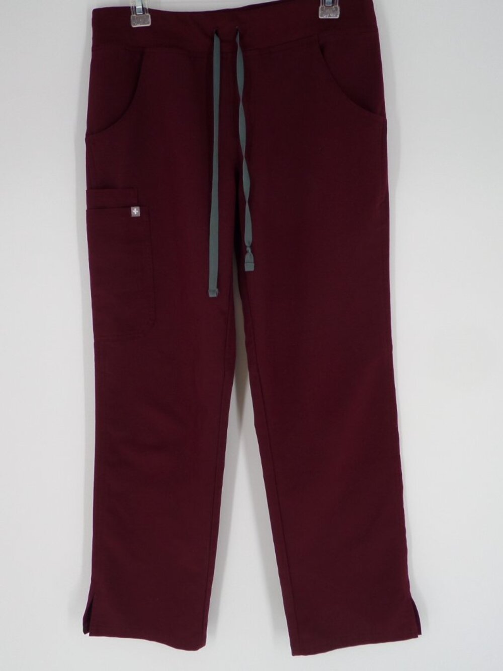 Figs Cargo Scrub Pants Burgundy Size  Small/Petite Good Used Condition